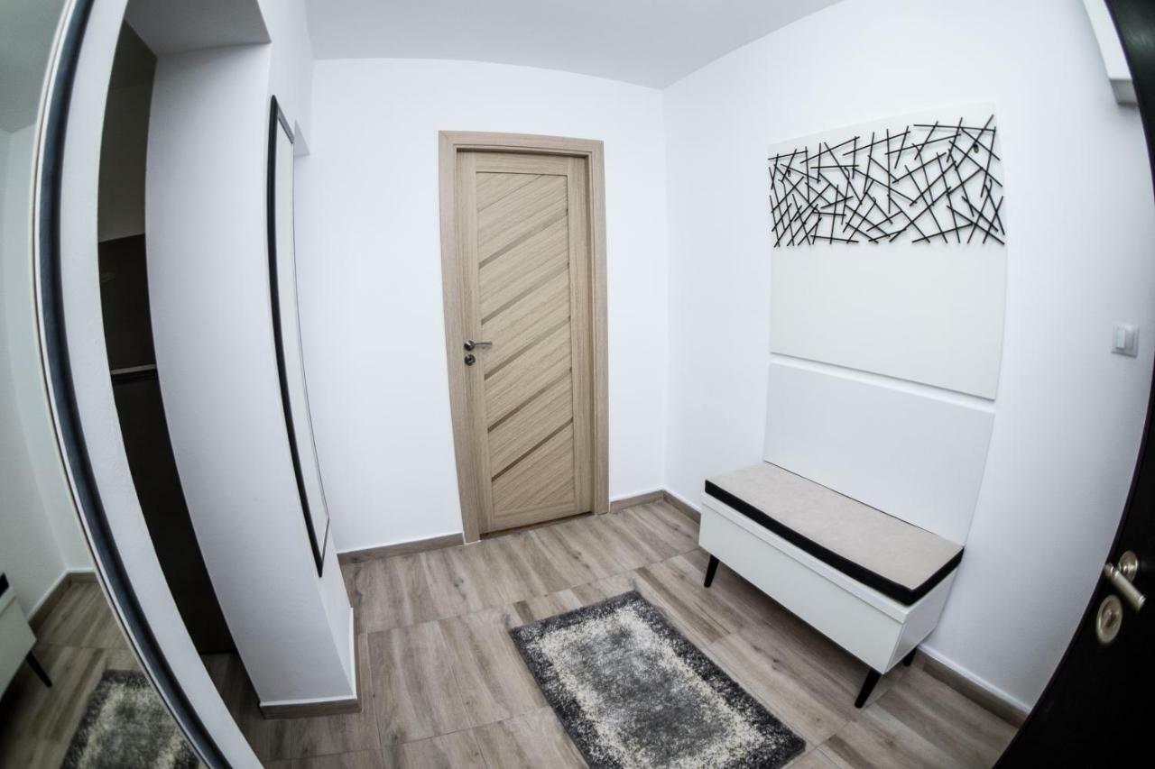 Tania Apartament オラデア エクステリア 写真